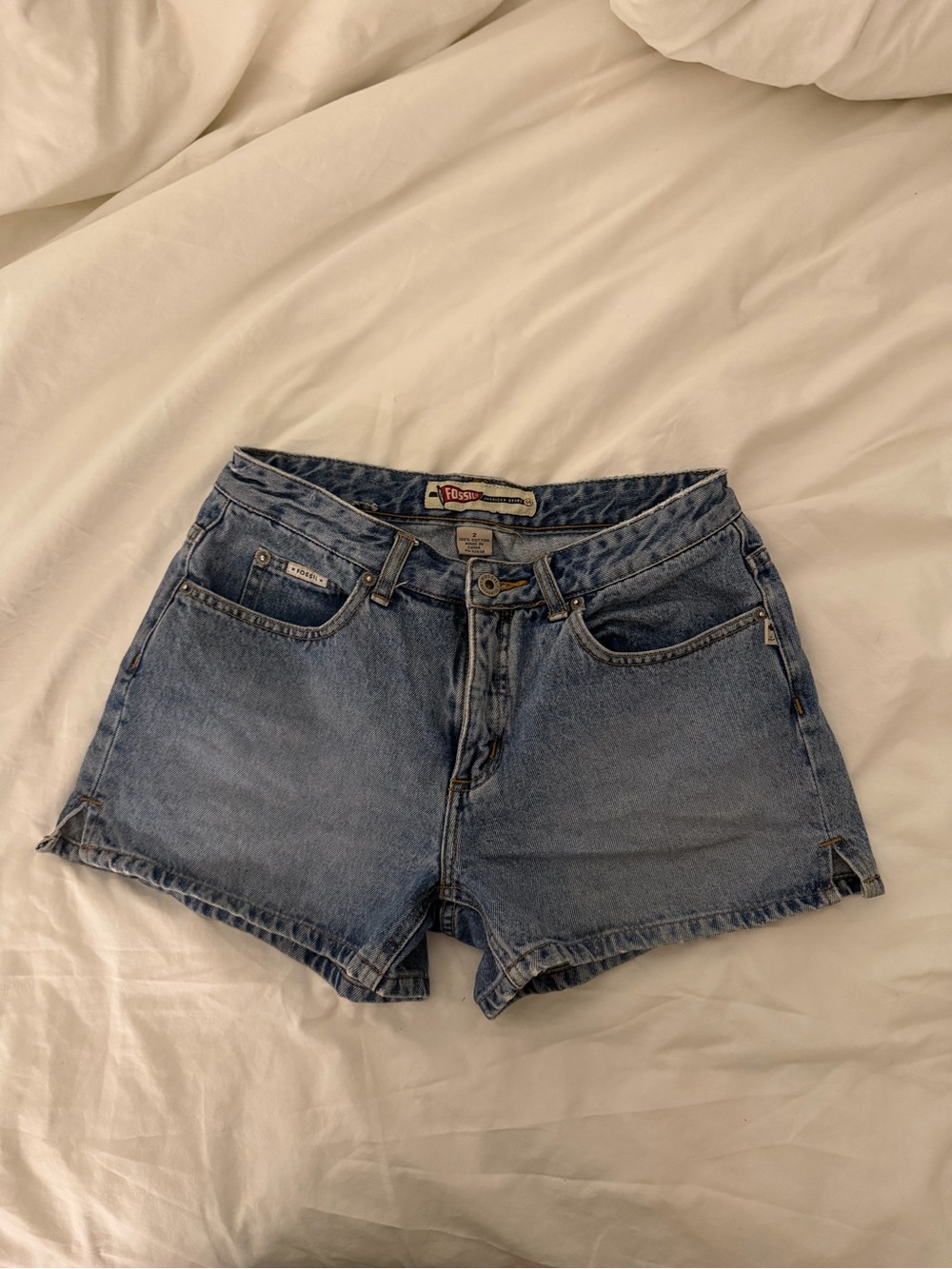 Vintage Fossil Denim Shorts | Size 2 | Y2K Low Rise Jean Shorts | Light Wash